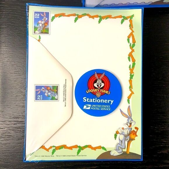 Looney Tunes Stationary Collection  - Picture 1 of 4